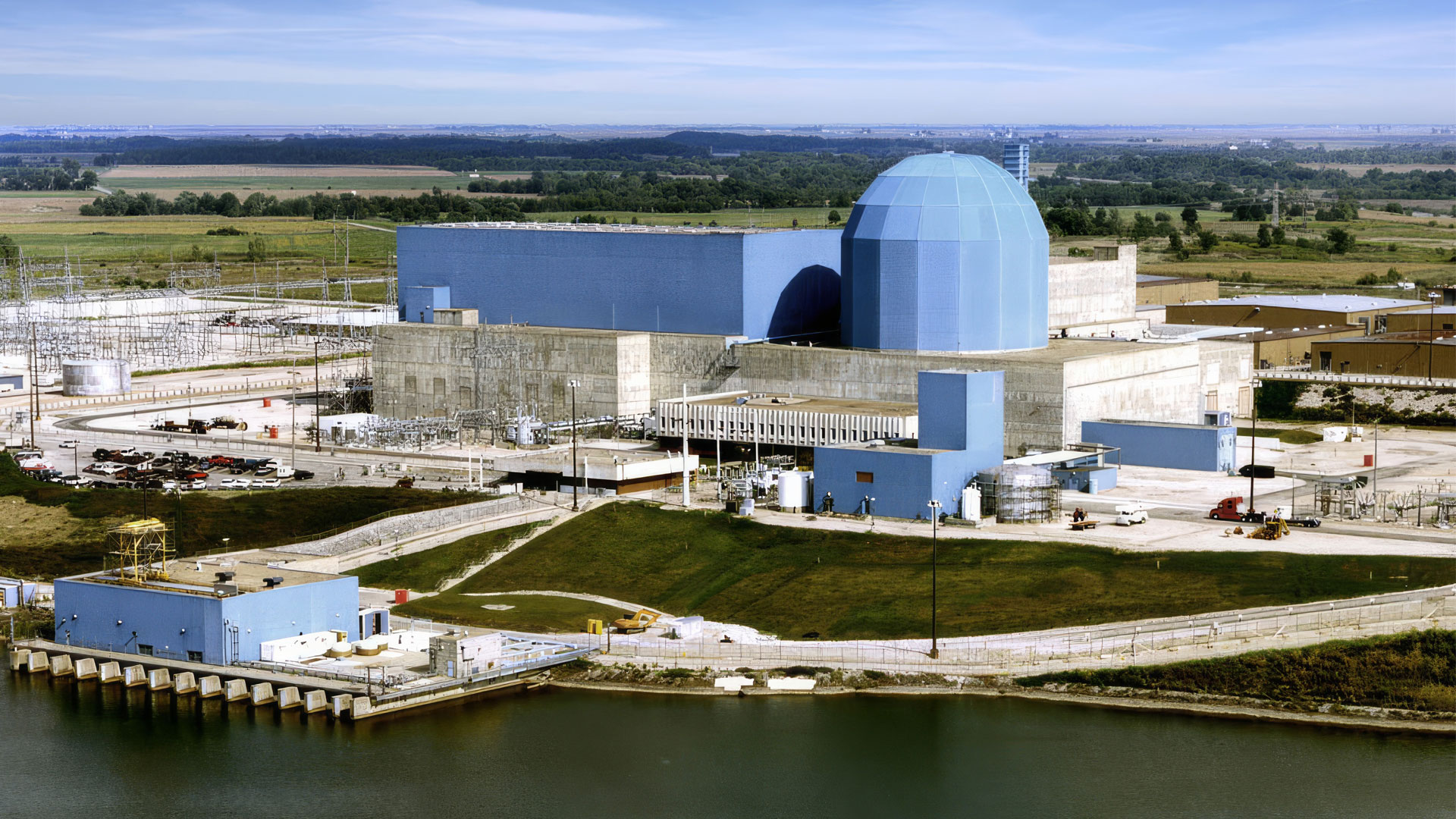 Constellation, Meta Sign 20-Year Deal for Clean, Reliable Nuclear Energy in Illinois