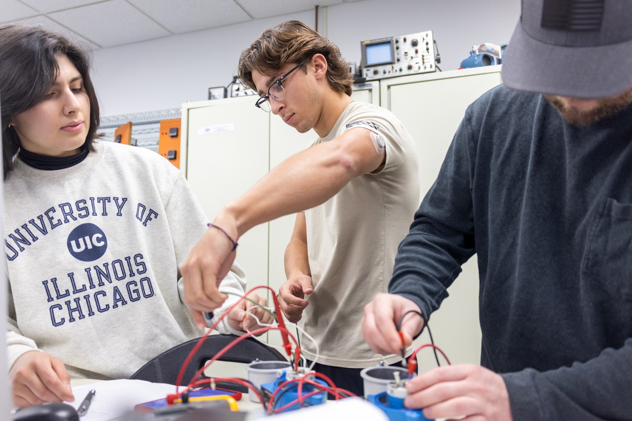 Constellation energy to educate students working on electrical wiring project